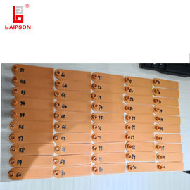 Reusable RFID UHF Cattle Tags 8 Meters Long Reading Distance Corrosion Resistant